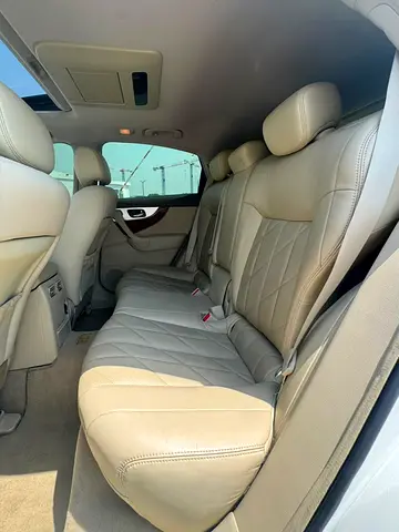 2011 Infiniti FX45/FX35 照片 6