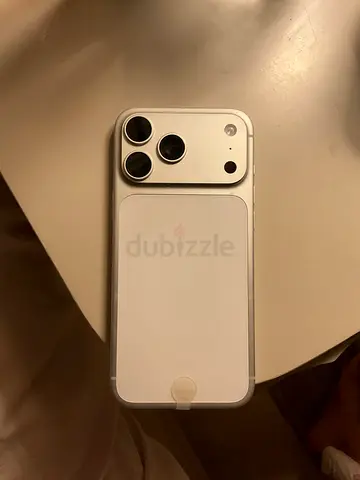iPhone 17 pro max 512GB (silver) - used, good condition