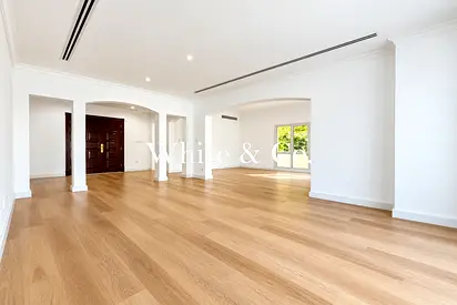 Type 10 | Upgraded | Skyline View | 5 Bed