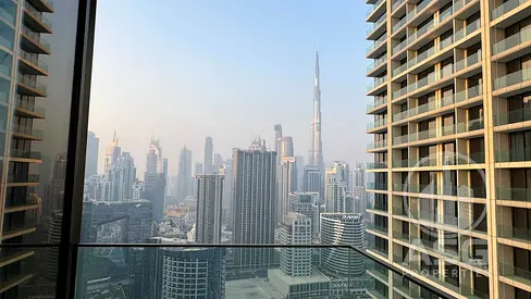 Burj Khalifa View | 3BR | Ready to Move In | Peninsula