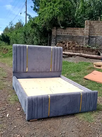 Luxury Fabric Bed Frame With Stylish Modern Design Headboard