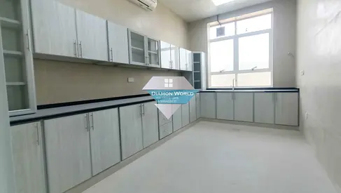 BRIGHT 3 BEDROOMS WITH SEPERATE MAJLIS- PARKING FOR RENT MBZ CITY