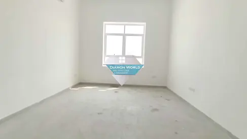 BRIGHT 3 BEDROOMS WITH SEPERATE MAJLIS- PARKING FOR RENT MBZ CITY