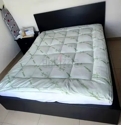 Ikea king size bed with mattress and storage drawers