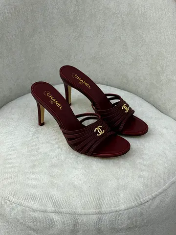 Chanel Bordeaux Leather Open-Toe Heeled Sandals - Size Unknown