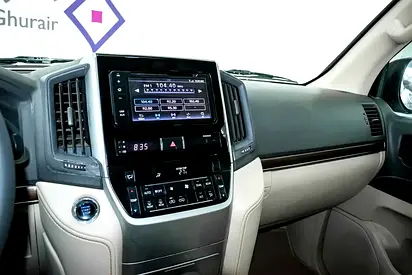 صورة 10 لـ 2021 Toyota LAND CRUISER