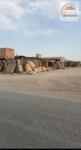 للبيع أرض فى الشارقة منطقة صجعه الشيح فيصل موقع مميز حق مشروع