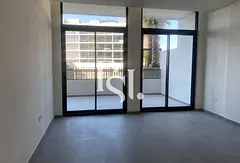 Bright Layout | Direct Access to Pool | Low Floor