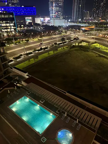 Cozy Studio | Vacant | Pool View