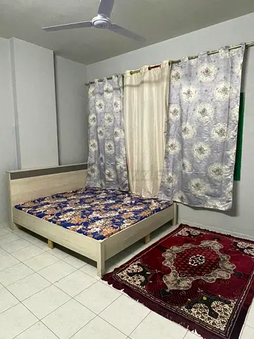 Family sharing room for rent
