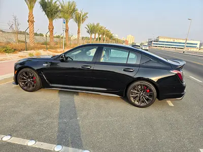 2025 Cadillac CT5 照片 5