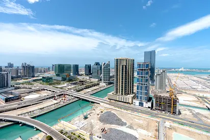 مفروشة بالكامل | إطلالة على البروج في مارينا سكوير | جاهزة للسكن
