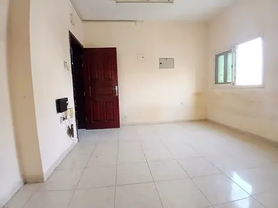 Spacious studio available in Al nabba only for families split ac central gas sprite kitchen land free parking only 15k.
