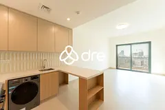 Bright Unit | Brand New | Modern | Good Location