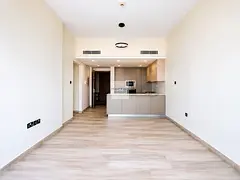 SMART HOME I SPACIOUS I PRIME LOCATION