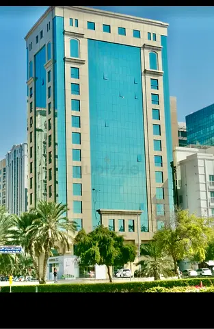 Luxurious Ladies salon for urgent sale in Alnahyan camp, Abudhabi. Operation since 2018 …