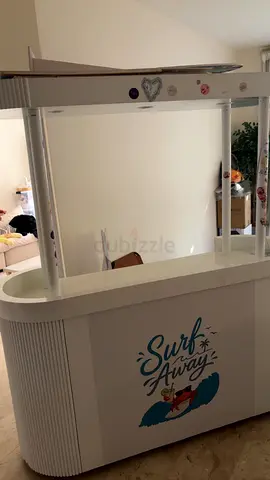 Booth / cart / kiosk