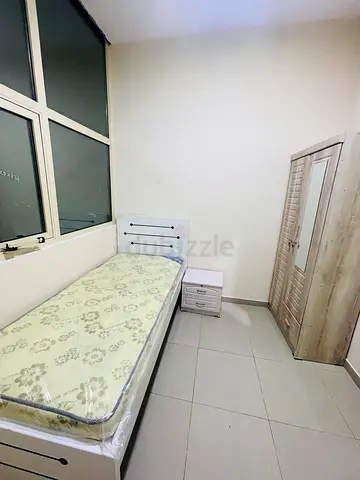 FURNISHED ROOM FOR EXECUTIVE