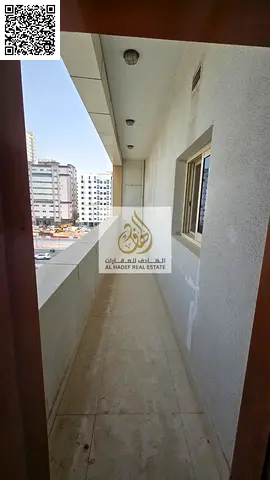 🏡 للإيجار السنوي في عجمان – النعيمية 1 🏡 🔥 فرصة مميزة على شارع الاتحاد مباشرة! 🔥 🛏️ 3 غرف وصالة 🌿 2 بلكونة بإطلالة على الشارع الرئيسي 🗄️ خزائن