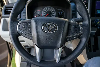 صورة 6 لـ 2026 Toyota HIACE