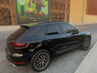 2016 Porsche MACAN photo 3