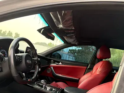 2020 KIA STINGER 照片 8