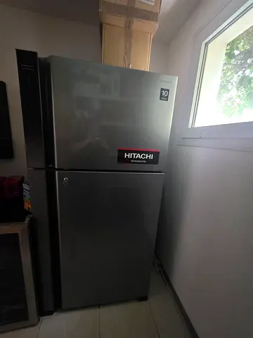 Hitachi 2-Door Refrigerator/Freezer - Good Condition, 10 Year Compressor Warranty