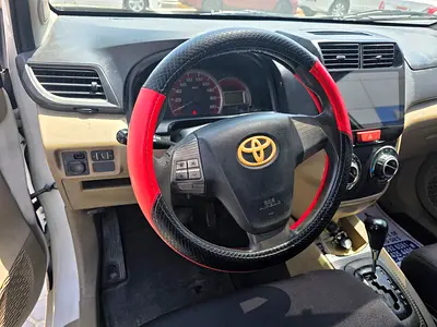 2015 Toyota AVANZA 照片 4
