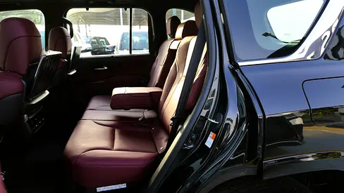 صورة 9 لـ 2026 Lexus LX-SERIES