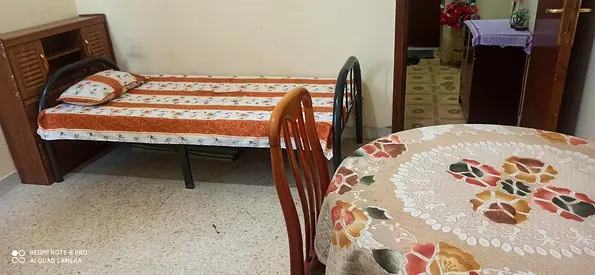 Room available for rent near Model School