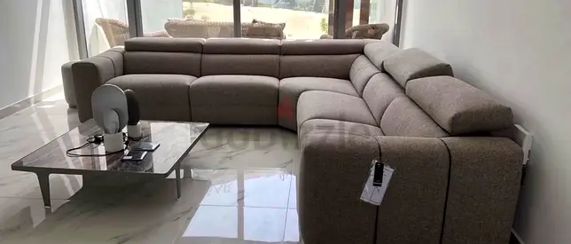 Natuzzi Italia L-shaped (OFFERS ARE WELCOME)