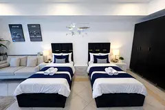 Spacious Double Sea View Room For Two Girls In Princess Tower!!!