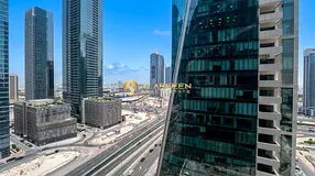 Reduced Price | High Floor | Prime Location | 4 Parking Spaces