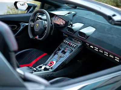 صورة 7 لـ 2021 Lamborghini HURACAN