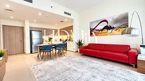 FULLY FURNISHED | VACANT | PARK ACCESS