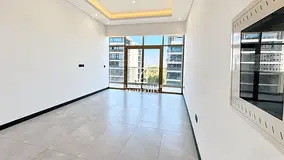 STYLISH LIVING | SPACIOUS APARTMENT | PRIME AREA
