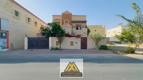 🏡 For Annual Rent | Al Rawda 2 – Ajman ✨ Residential & Commercial | Directly on the Main Road A fantastic opportunity to rent a spacious 4,500 sq. f