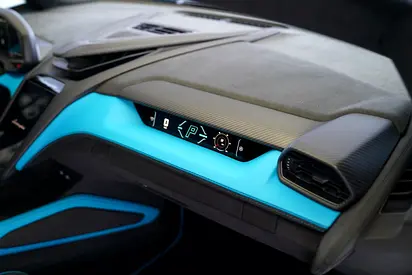 صورة 17 لـ 2024 Lamborghini REVUELTO