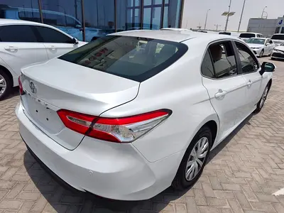 2020 Toyota CAMRY — миниатюра 6