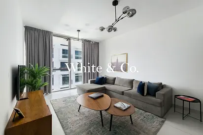 High Floor | West Beach Access | Furnished