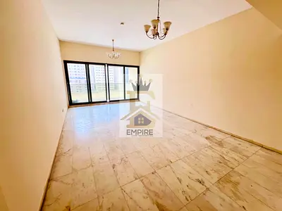 Open view Prime location master room wardrobe big space exit to Dubai