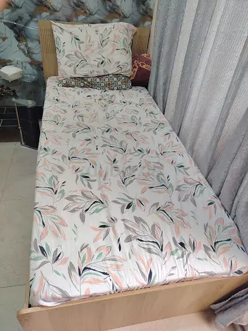 Single bed with storage for sale