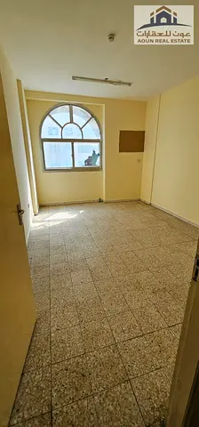 🏠 1 Bedroom + Living Room for Rent in Abu Shagara 📍 Prime location facing Al Ittihad Street directly 🛏️ 1 Bedroom + Living Room 🚿 Bathroom ✨ Very