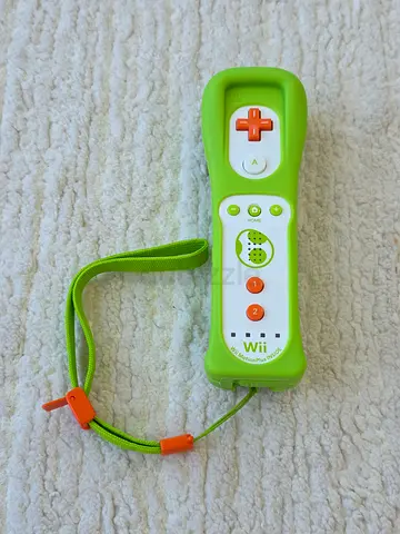 Nintendo Yoshi wii wiiu Remote controller Motion plus
