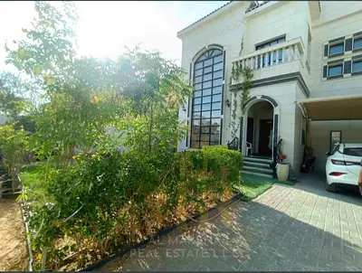 فيلا فاخرة للبيع في المويهات 1 | 5 غرف ماستر بسعر مميز وقابل للتفاوض  شامل كهرباء ومية ومكيفات  الوصف: فرصة سكنية واستثمارية رائعة في إمارة عجمان! ا