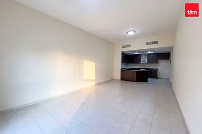 Next To Metro, Pavilion | Vacant | Free 1 Month