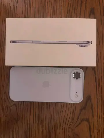 iPhone 17 air (sky blue) with original box - Mint condition ( 3 months old ) Little use
