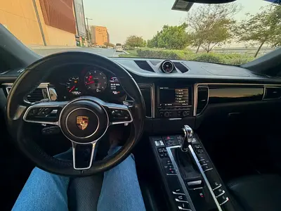 2016 Porsche MACAN photo 5