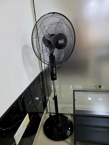 Black+Decker Standing Fan
