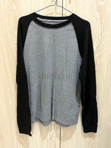 Grey and black long-sleeve raglan shirt - men’s casual top